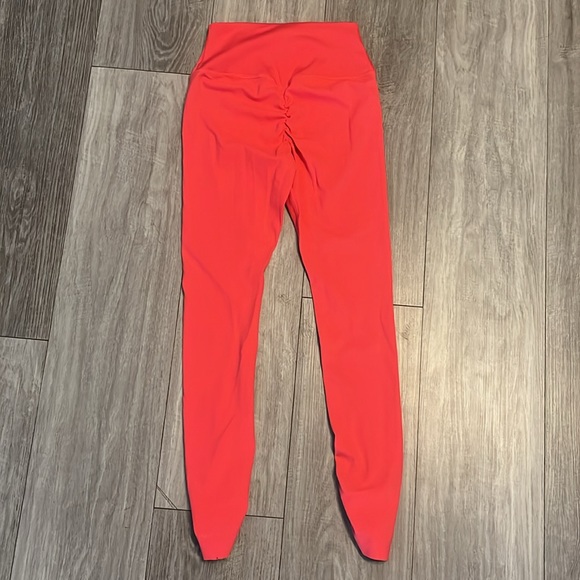 Whitney Simmons GymShark Leggings - Picture 4 of 13